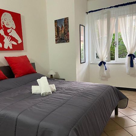 Right Bank House Vila Imperia Exterior foto