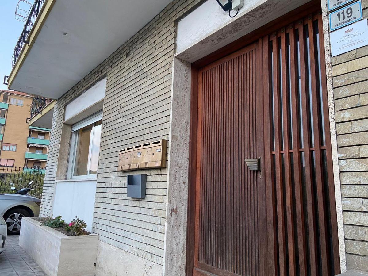Right Bank House Vila Imperia Exterior foto